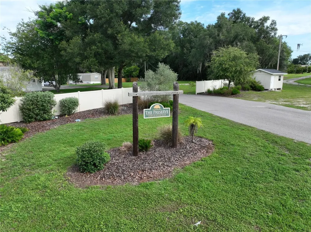 37351 Carringer Road Dade City FL 33523