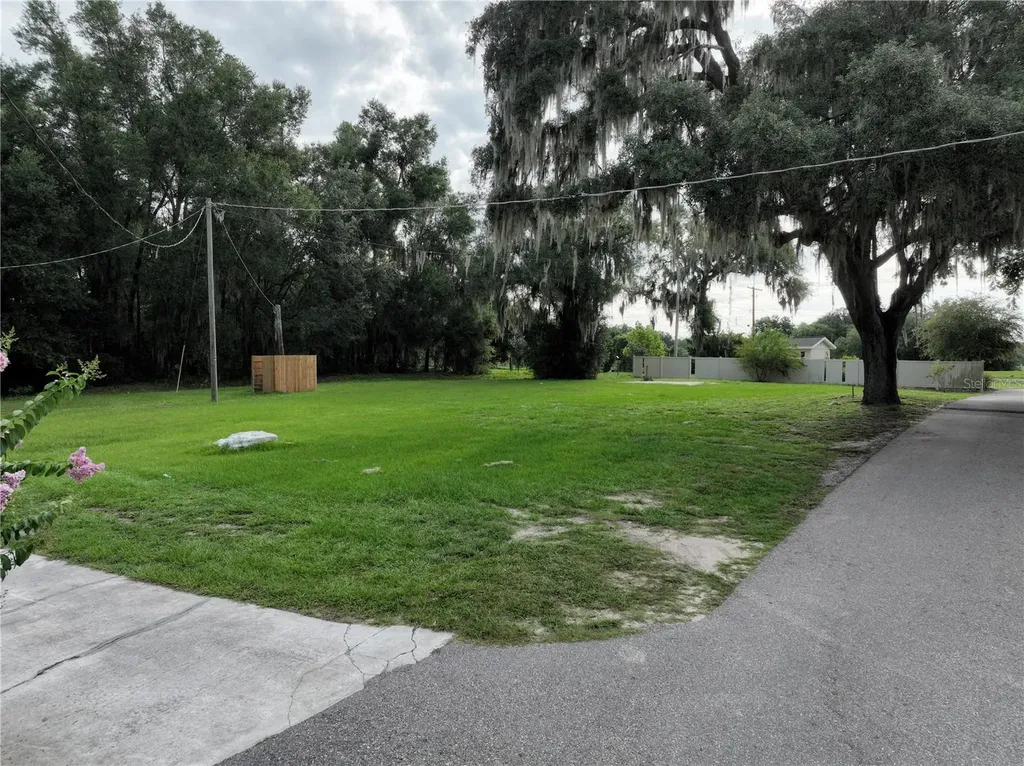 37351 Carringer Road Dade City FL 33523