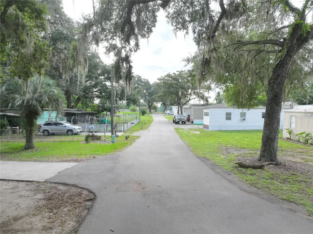 37351 Carringer Road Dade City FL 33523
