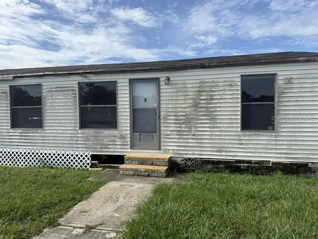 36118 Zinnia Avenue Zephyrhills FL 33541