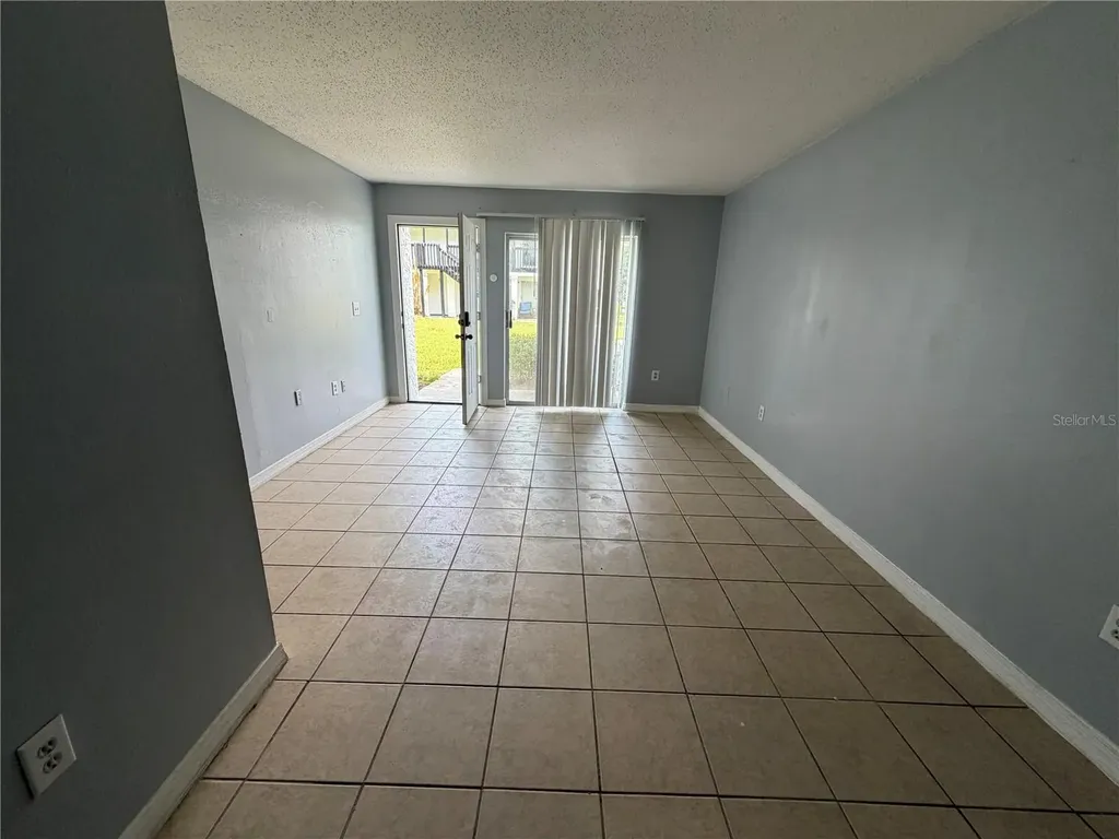 4215 S Semoran Boulevard Orlando FL 32822