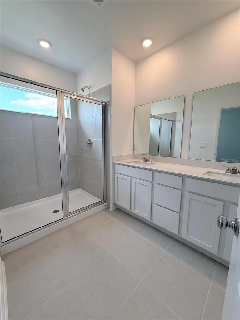 2583 Skyline Loop Kissimmee FL 34758