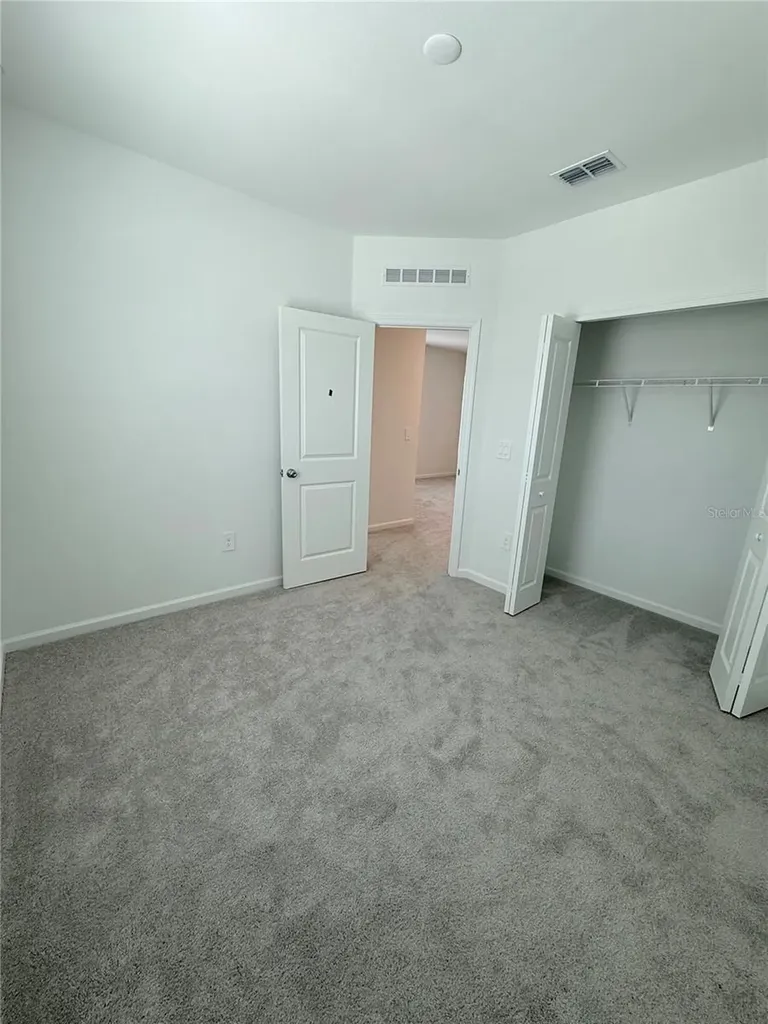 2583 Skyline Loop Kissimmee FL 34758