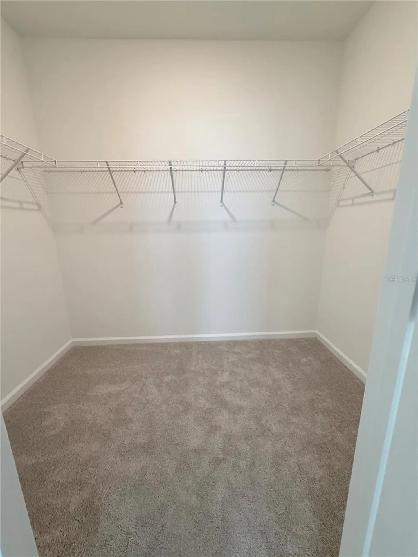 2583 Skyline Loop Kissimmee FL 34758