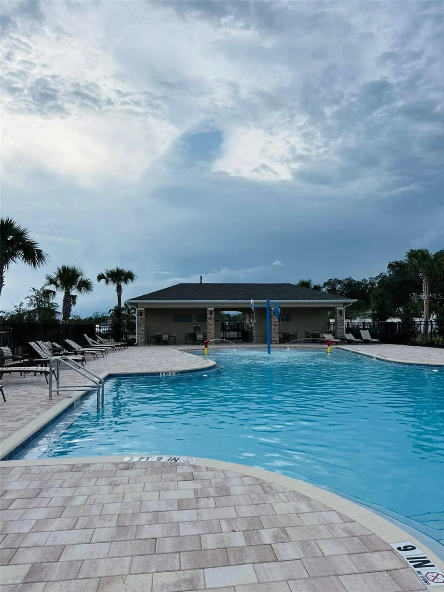 2583 Skyline Loop Kissimmee FL 34758