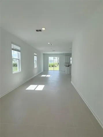 2583 Skyline Loop Kissimmee FL 34758