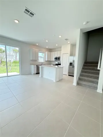 2583 Skyline Loop Kissimmee FL 34758