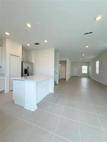 2583 Skyline Loop Kissimmee FL 34758