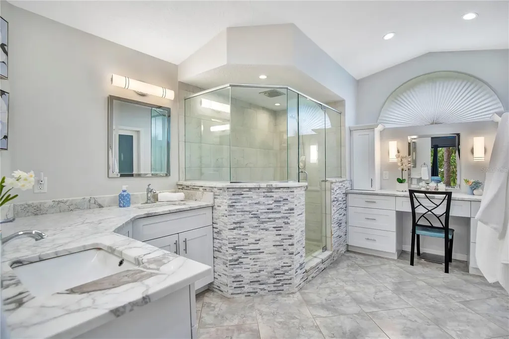 1237 Leatherwood Drive Altamonte Springs FL 32714