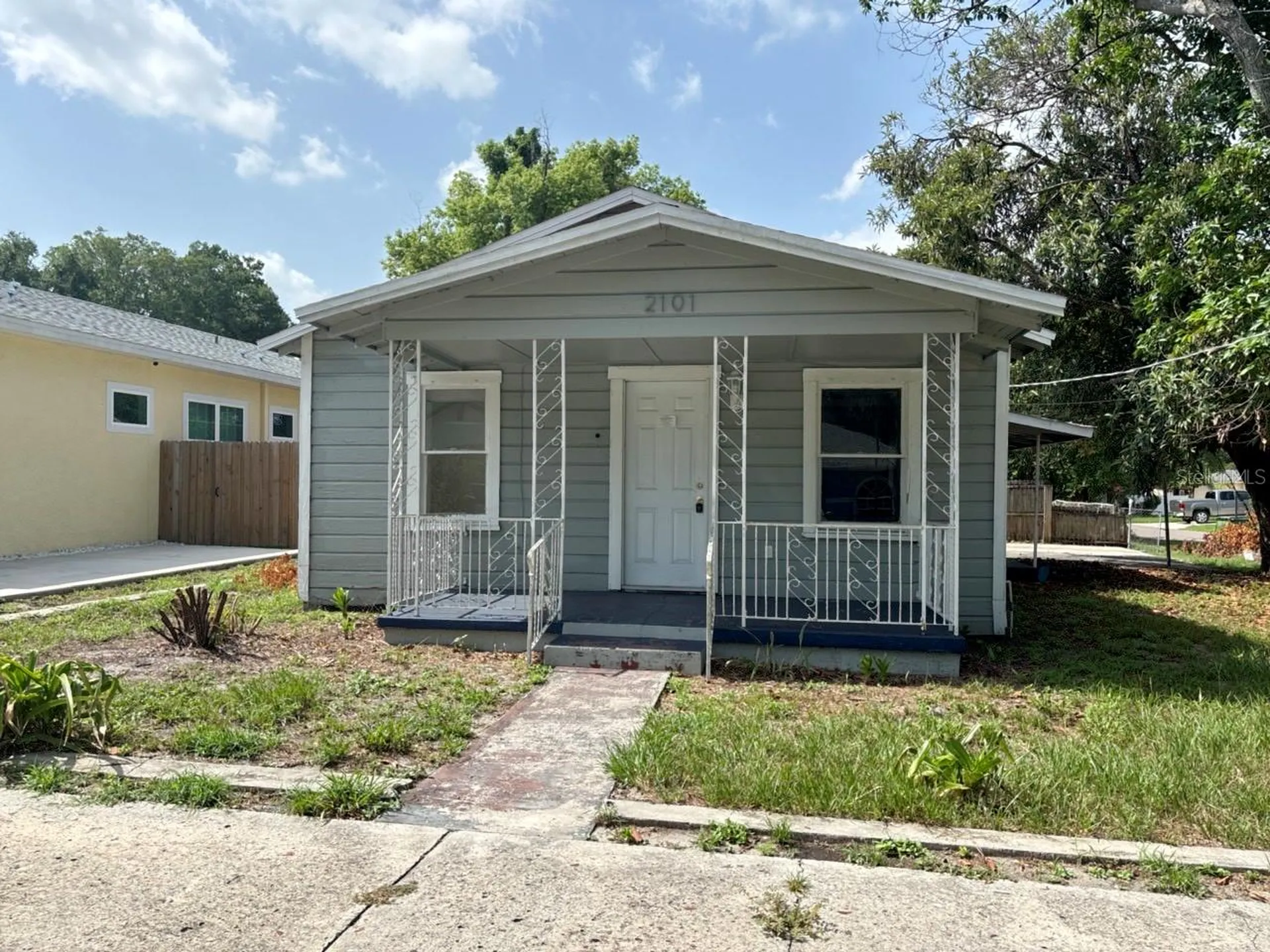 2101 E Ellicott Street Tampa FL 33610