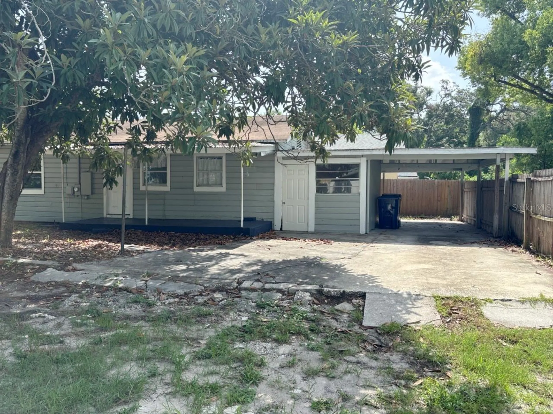 2101 E Ellicott Street Tampa FL 33610