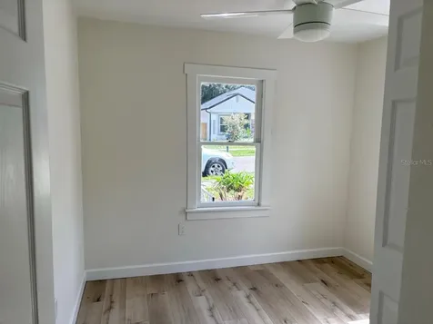 2101 E Ellicott Street Tampa FL 33610
