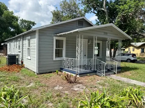 2101 E Ellicott Street Tampa FL 33610