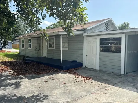 2101 E Ellicott Street Tampa FL 33610