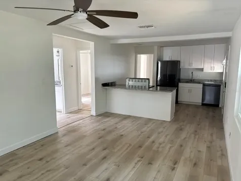 2101 E Ellicott Street Tampa FL 33610