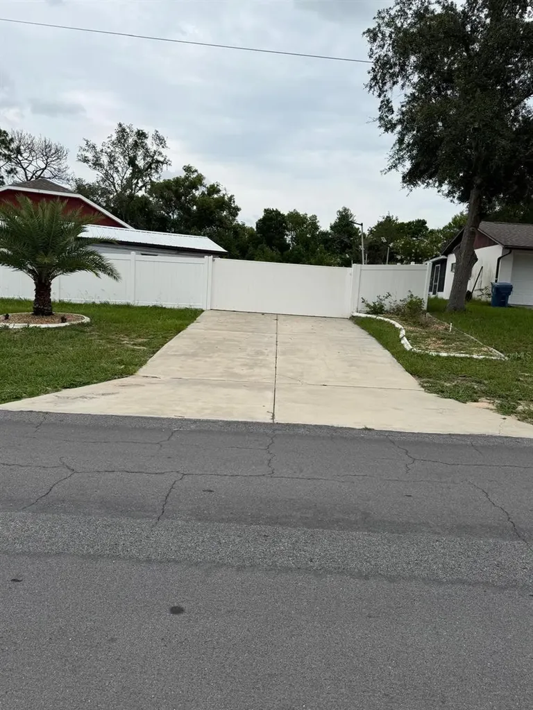 4470 Gondolier Road Spring Hill FL 34609
