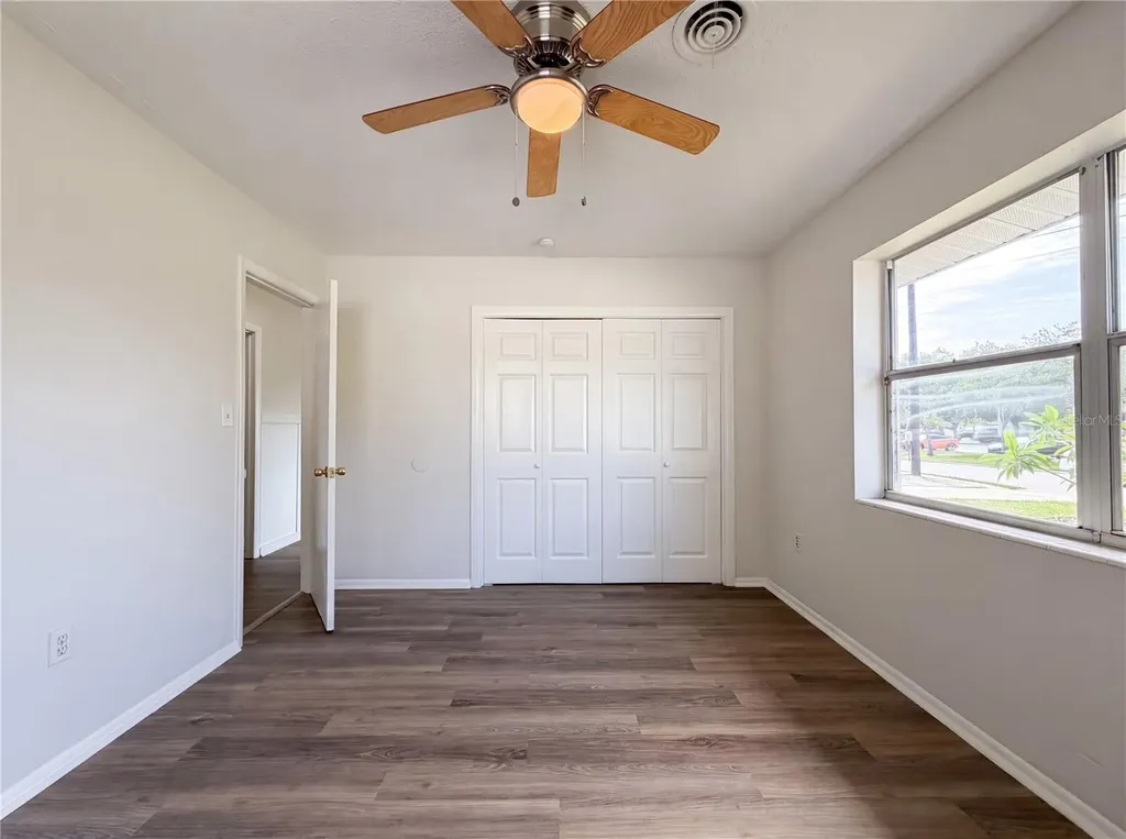 1516 2nd Avenue E Bradenton FL 34208