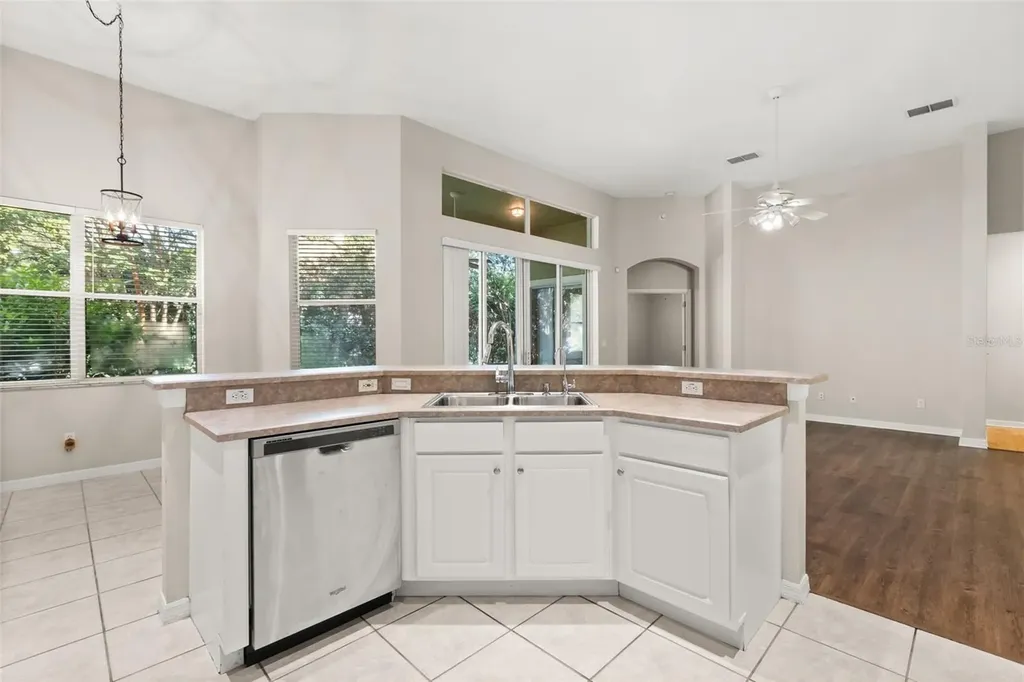 3289 Red Ash Circle Oviedo FL 32766