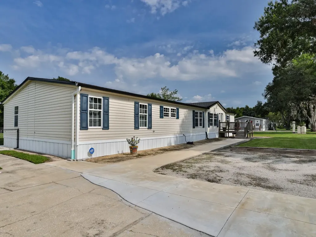 1120 Saddlewood Boulevard Lakeland FL 33809