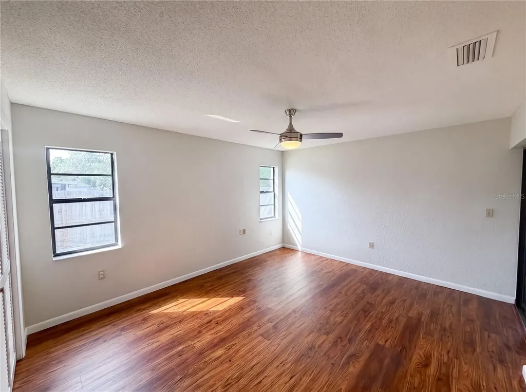 3333 Agar Avenue Spring Hill FL 34609