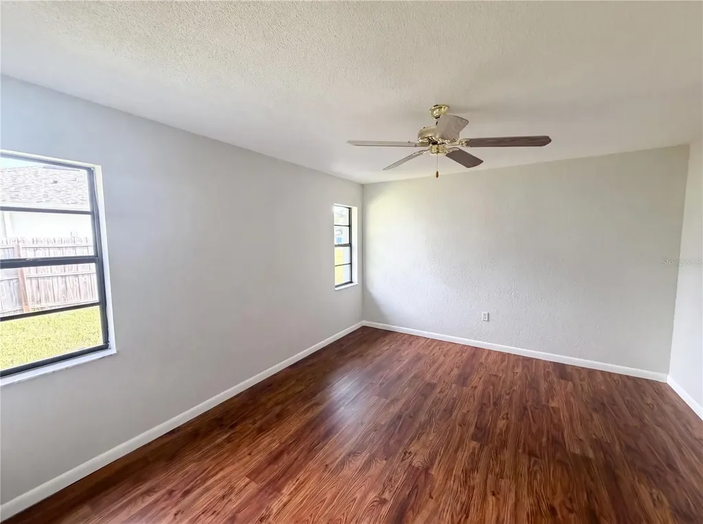 3333 Agar Avenue Spring Hill FL 34609