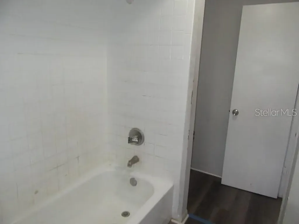 13042 Londondary Place Tampa FL 33612