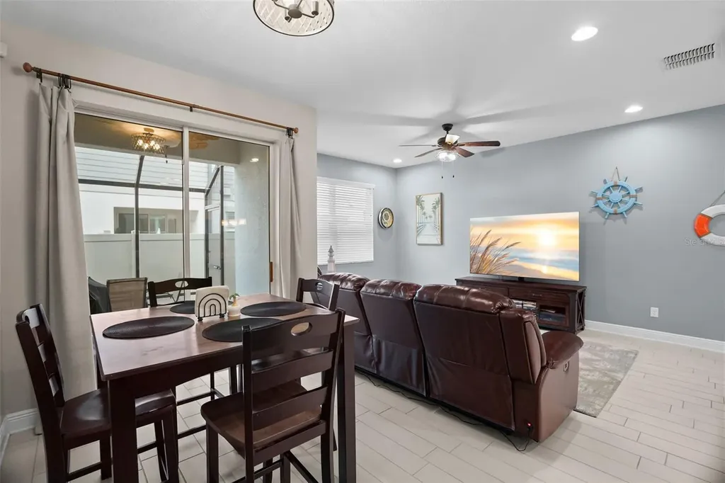 2465 Foggy Creek Circle Clearwater FL 33764