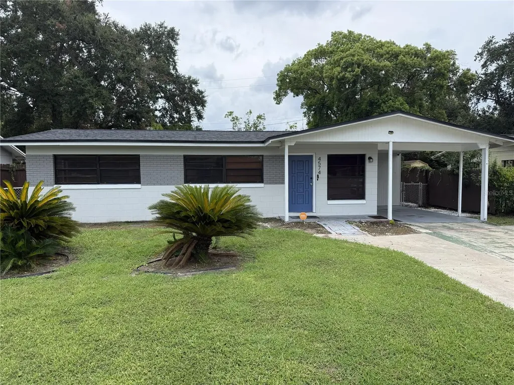 4574 Barley Street Orlando FL 32811