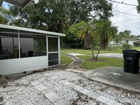 4574 Barley Street Orlando FL 32811