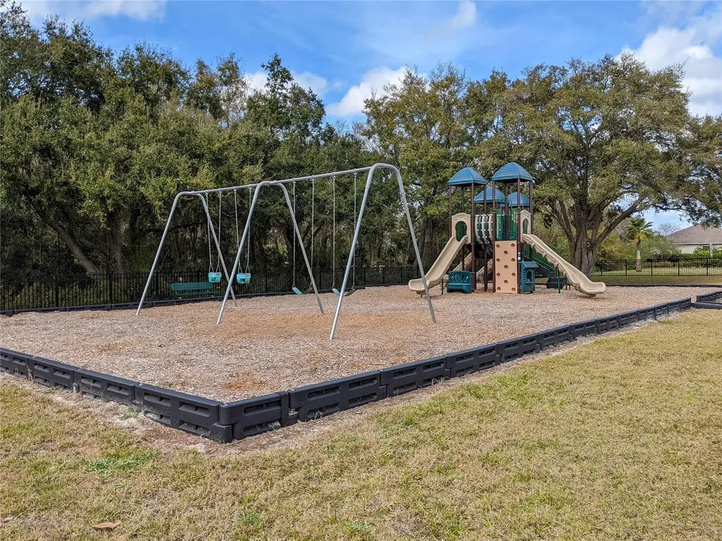 1805 Mountain Ash Way New Port Richey FL 34655