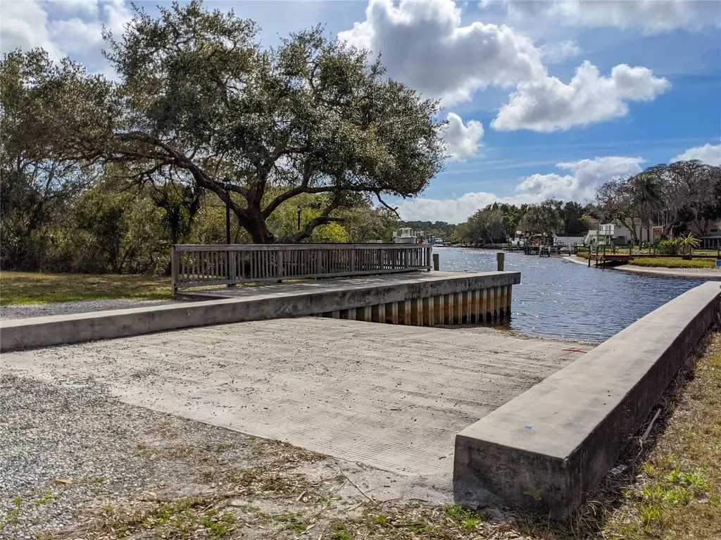 1805 Mountain Ash Way New Port Richey FL 34655