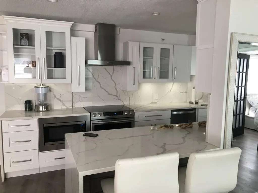 3315 58th Avenue S St Petersburg FL 33712