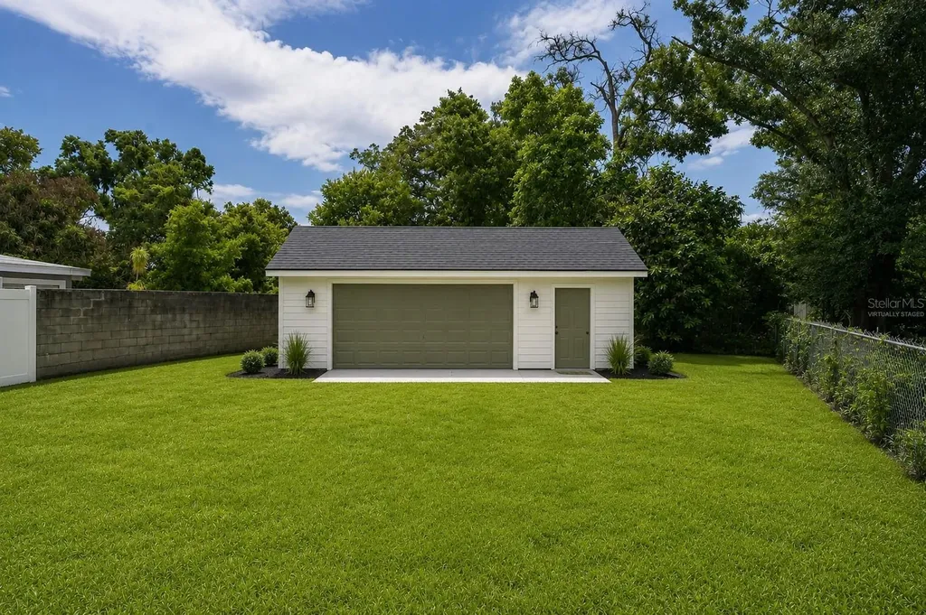 3905 N Clearfield Avenue Tampa FL 33603