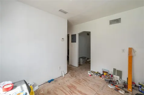 3905 N Clearfield Avenue Tampa FL 33603