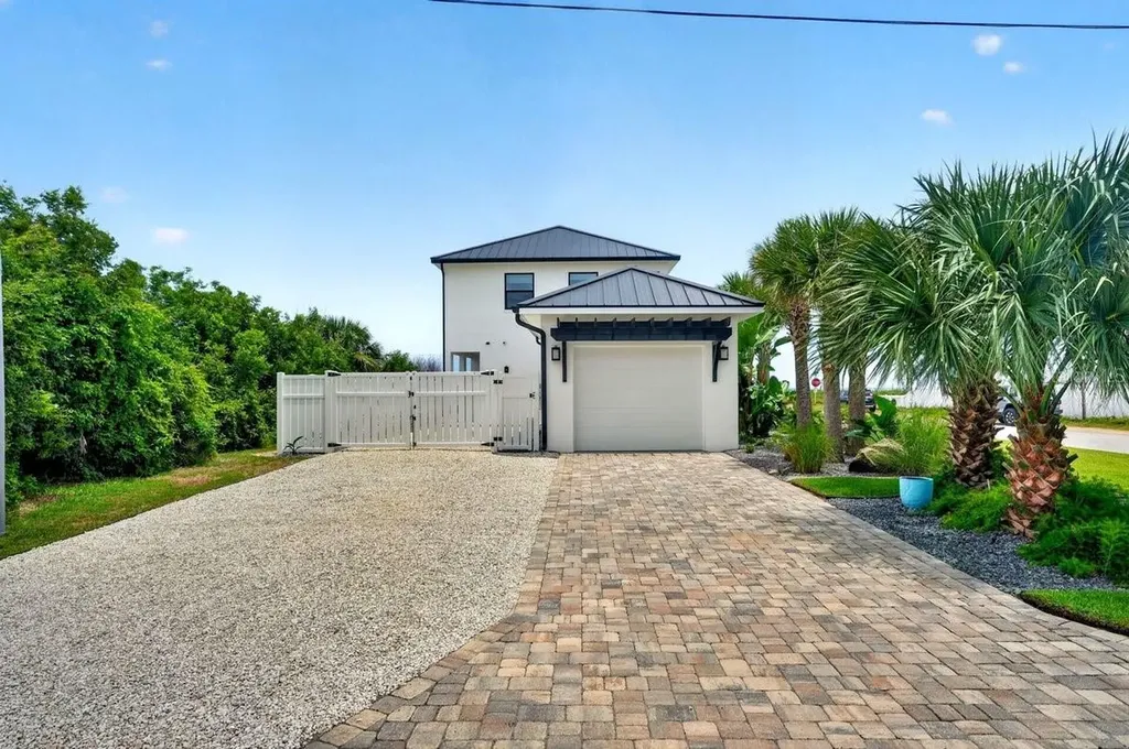 2574 S Ocean Shore Boulevard Flagler Beach FL 32136