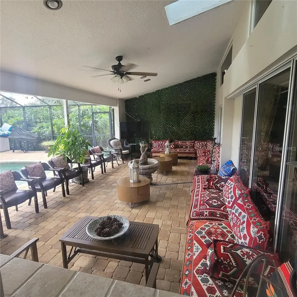 2391 Windward Cove Kissimmee FL 34746