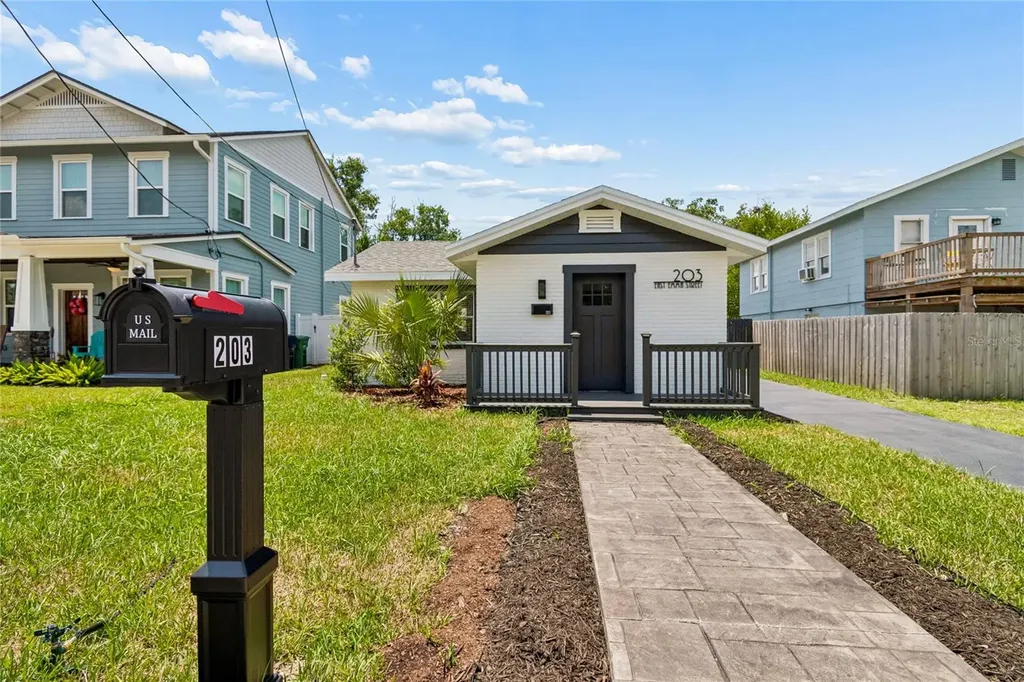 203 E Emma Street Tampa FL 33603