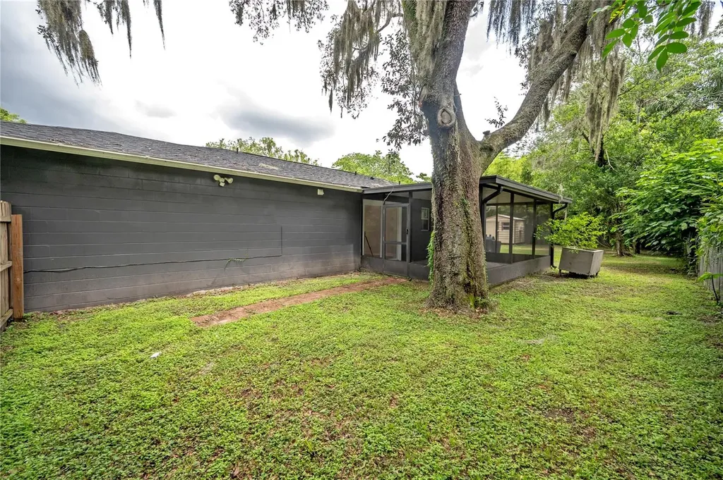 1508 E Jean Street Tampa FL 33610