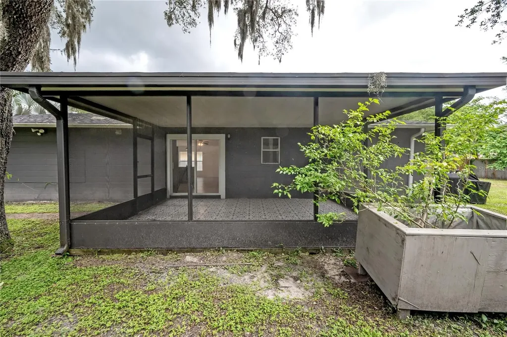 1508 E Jean Street Tampa FL 33610