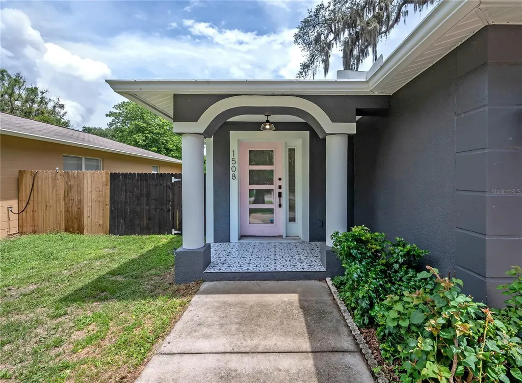 1508 E Jean Street Tampa FL 33610