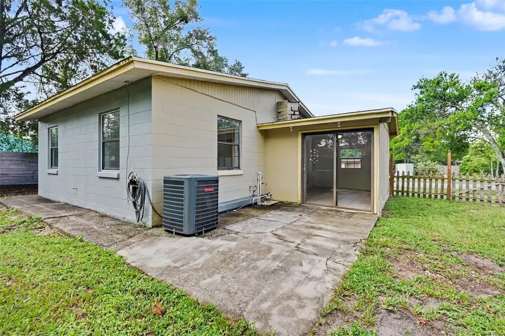 9447 N Milam Way Citrus Springs FL 34434