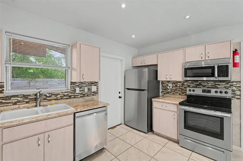 9447 N Milam Way Citrus Springs FL 34434
