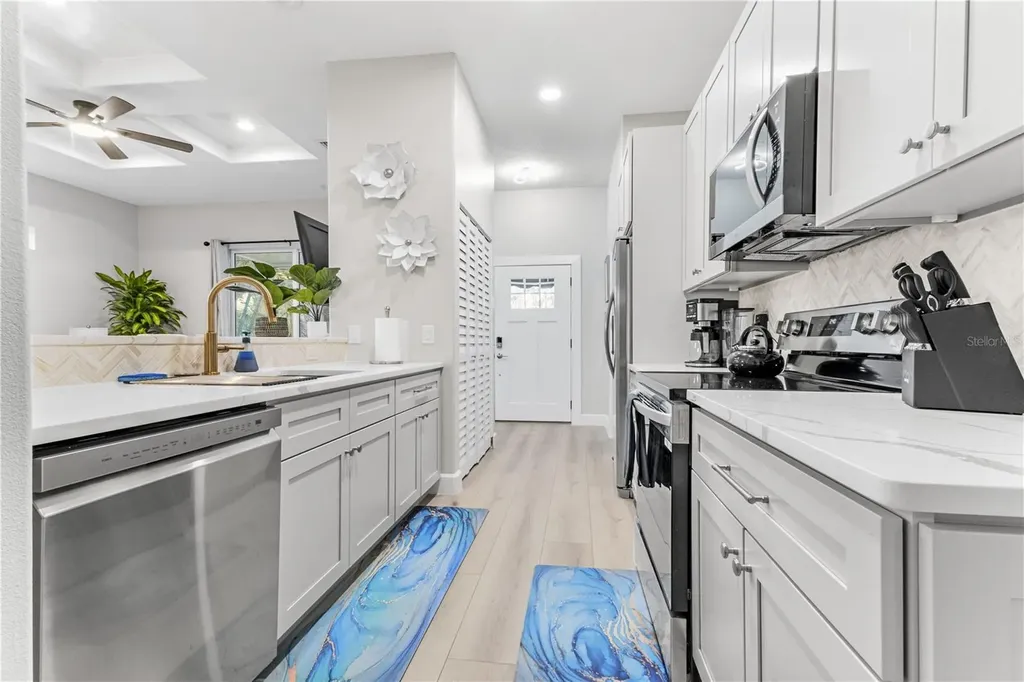 2047 Roselawn Street Sarasota FL 34231