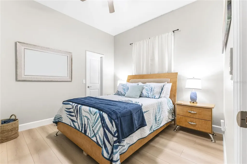 2047 Roselawn Street Sarasota FL 34231