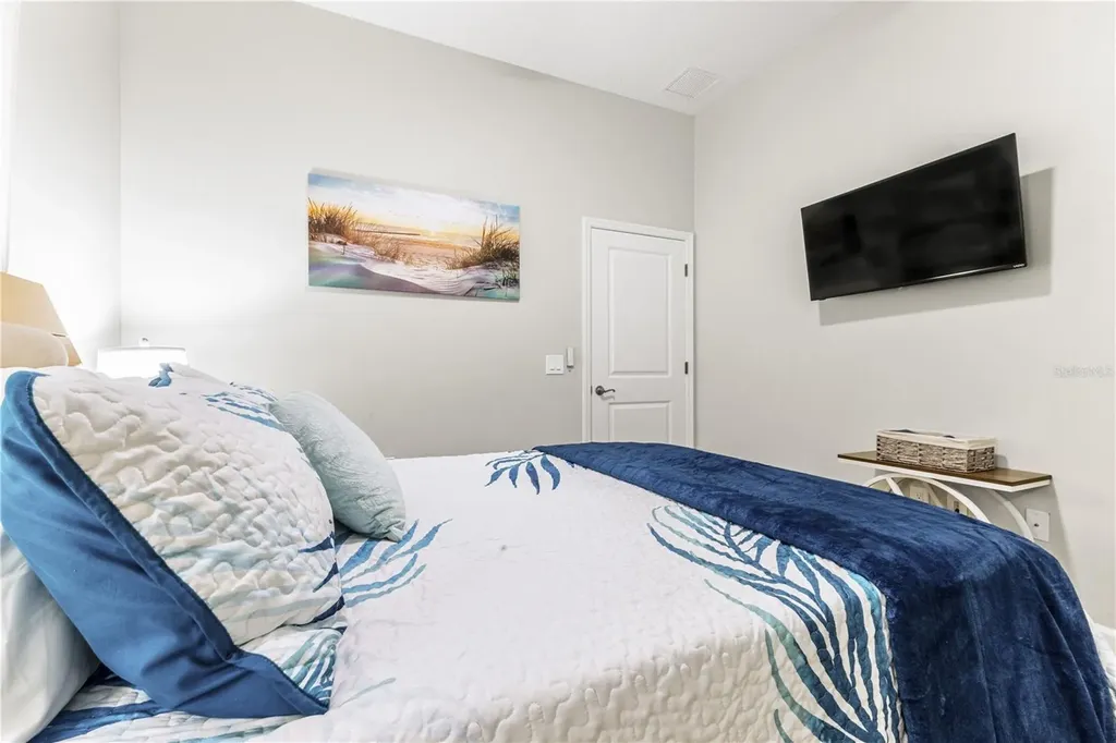 2047 Roselawn Street Sarasota FL 34231