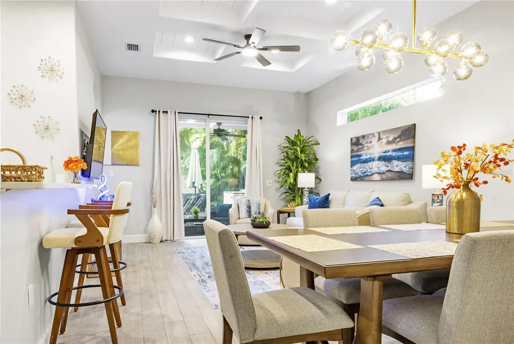 2047 Roselawn Street Sarasota FL 34231