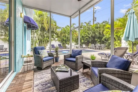 2047 Roselawn Street Sarasota FL 34231