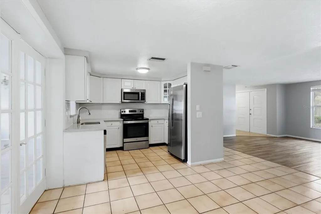 2173 Fiesta Drive Sarasota FL 34231
