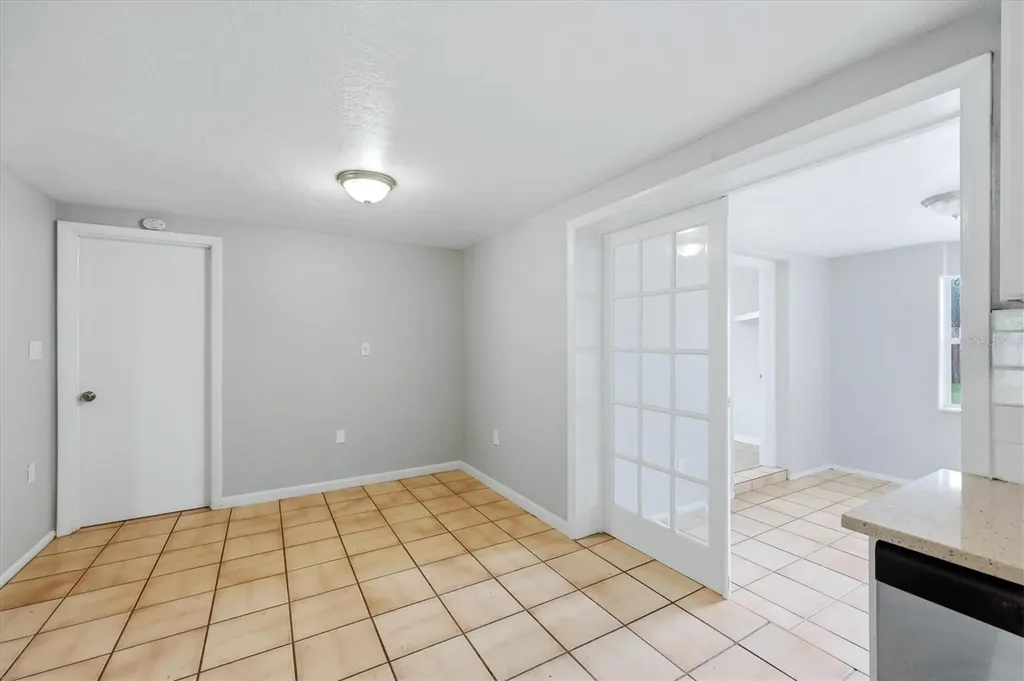 2173 Fiesta Drive Sarasota FL 34231