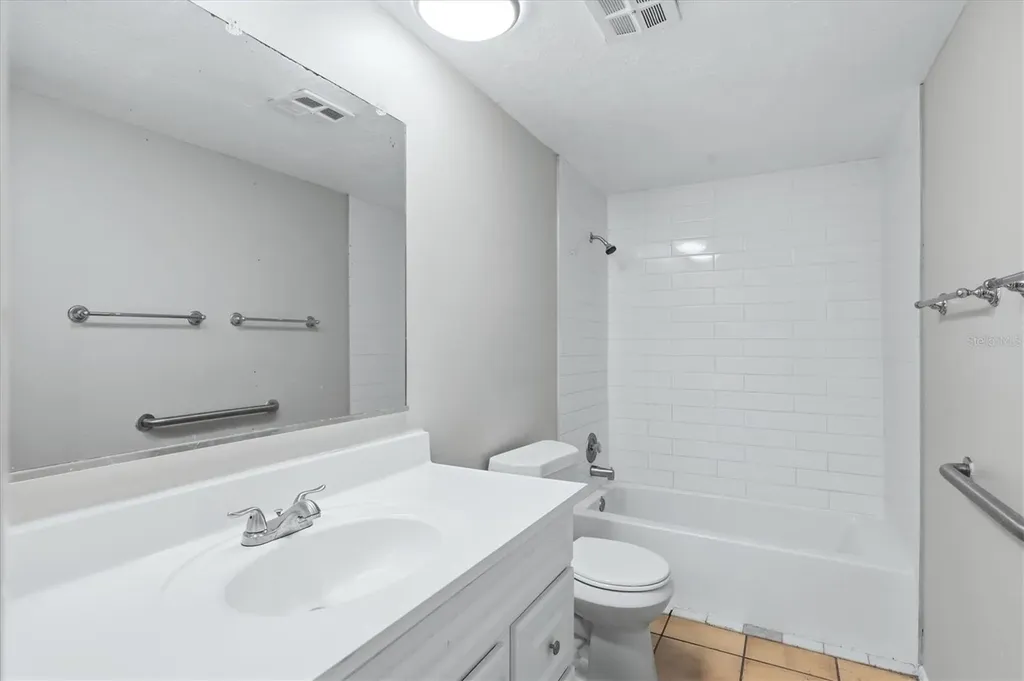 2173 Fiesta Drive Sarasota FL 34231